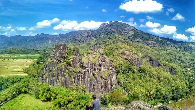 wisata alam solo